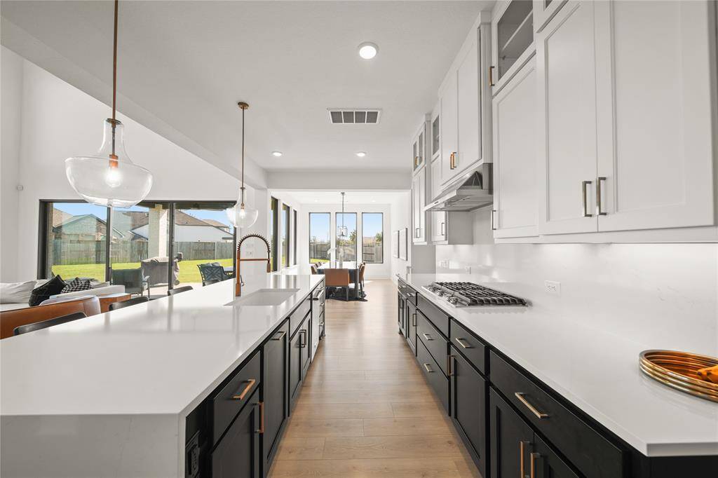 Kitchen island