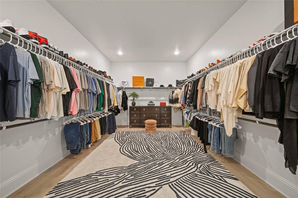 The BEST primary closet on the market