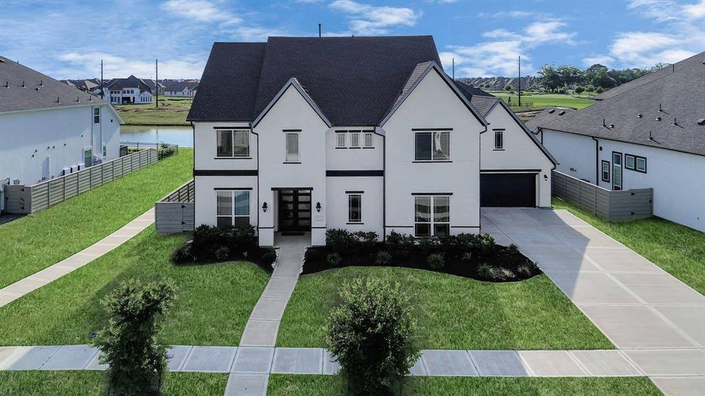 Award- Winning Pomona, a master-planned commUNITY in Manvel.