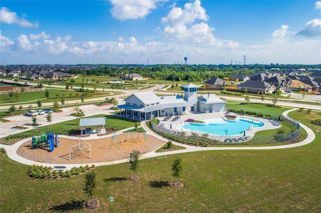 Coastal Point Community Park and Pool