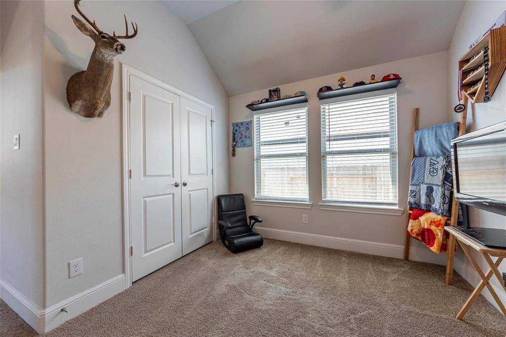 Large double door closet space in the 4th bedroom.