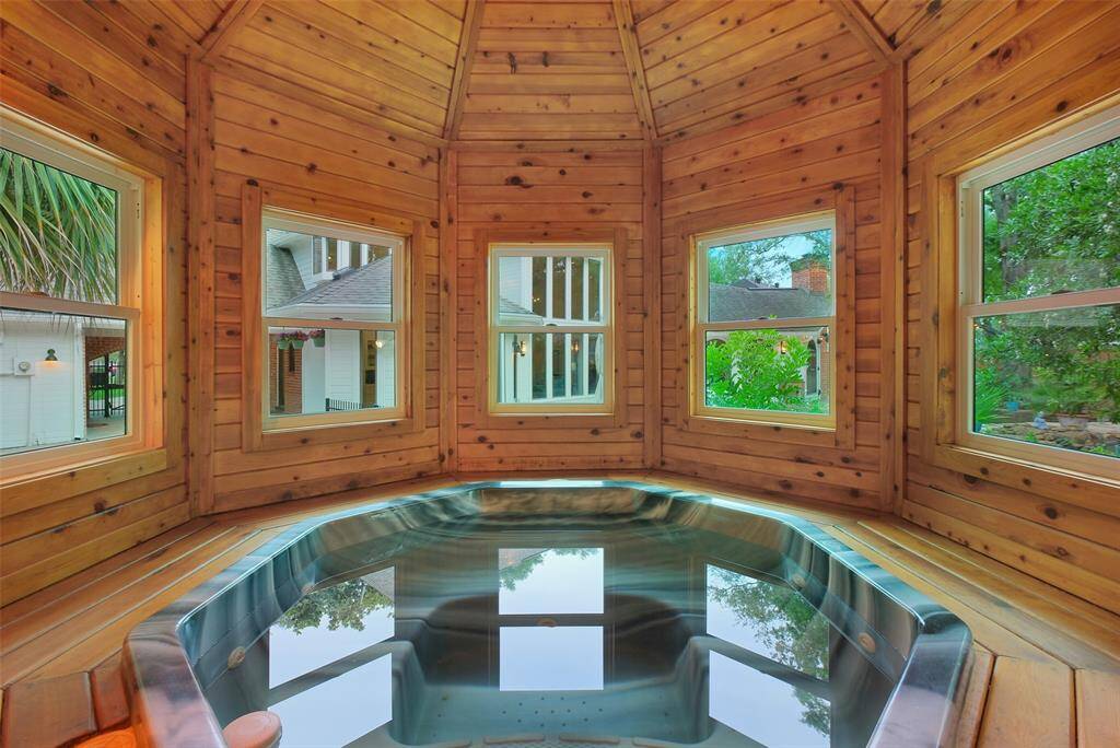 Relax in the indoor Spa located inside the Guest House. Recently repainted.