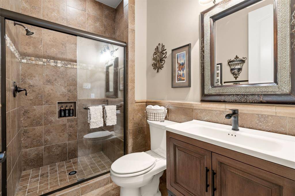 This is the full bath for the previous room.  The finishes in this room are so tasteful.