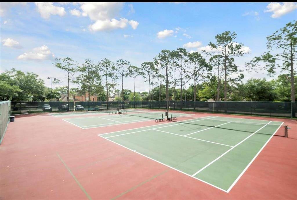 Area Tennis Court