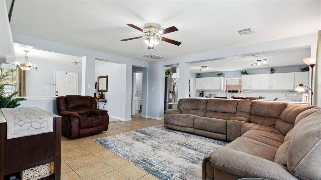 Easy access to the kitchen.