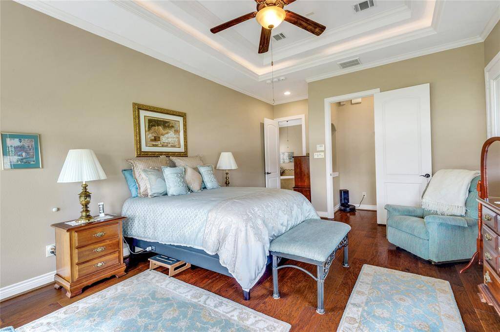 Another view of the primary bedroom.