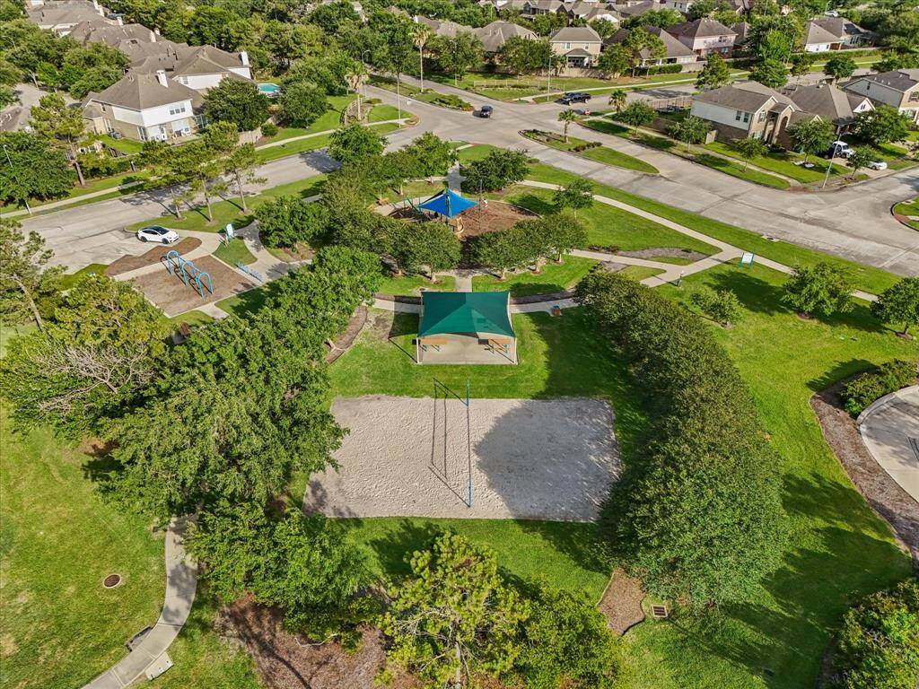 Walking Distance to Neighborhood Park, Volleyball Court & Trails