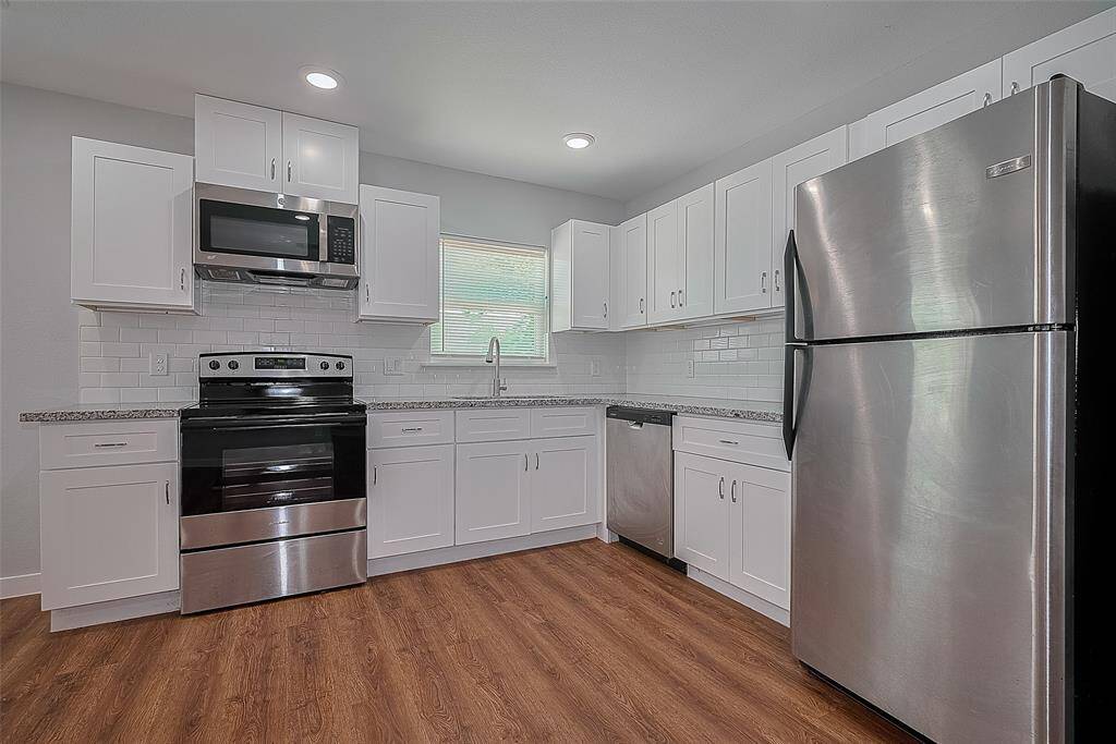 Stainless appliances