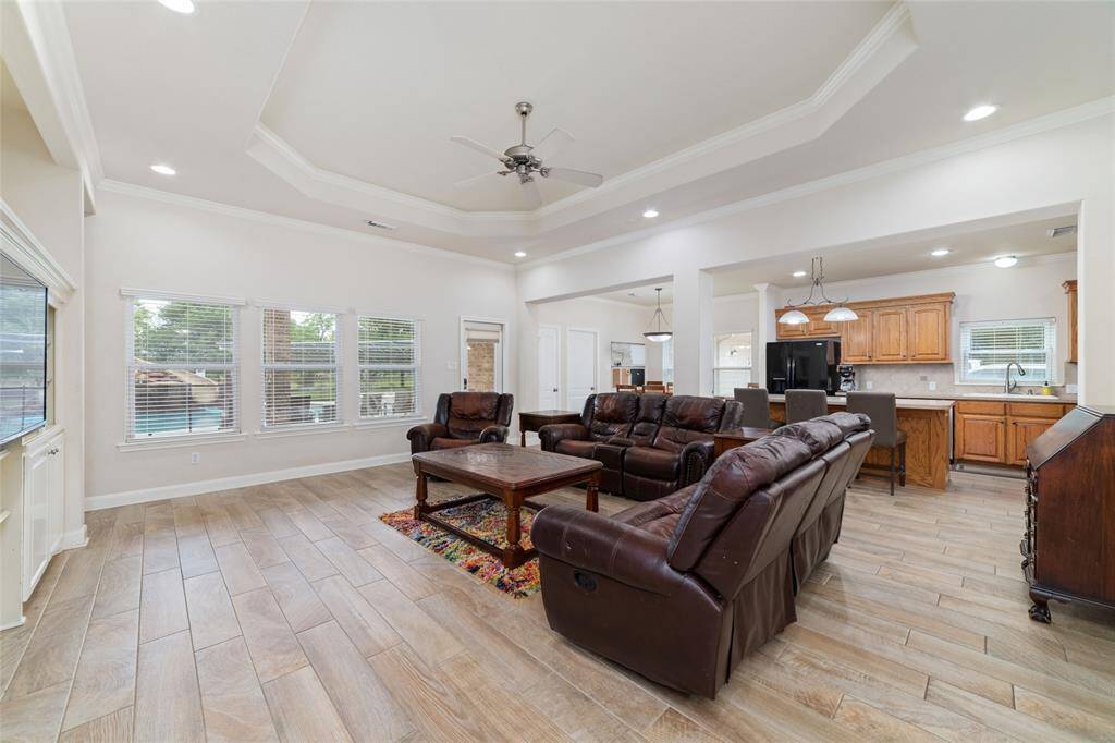 Nice-sized living room with built-ins.