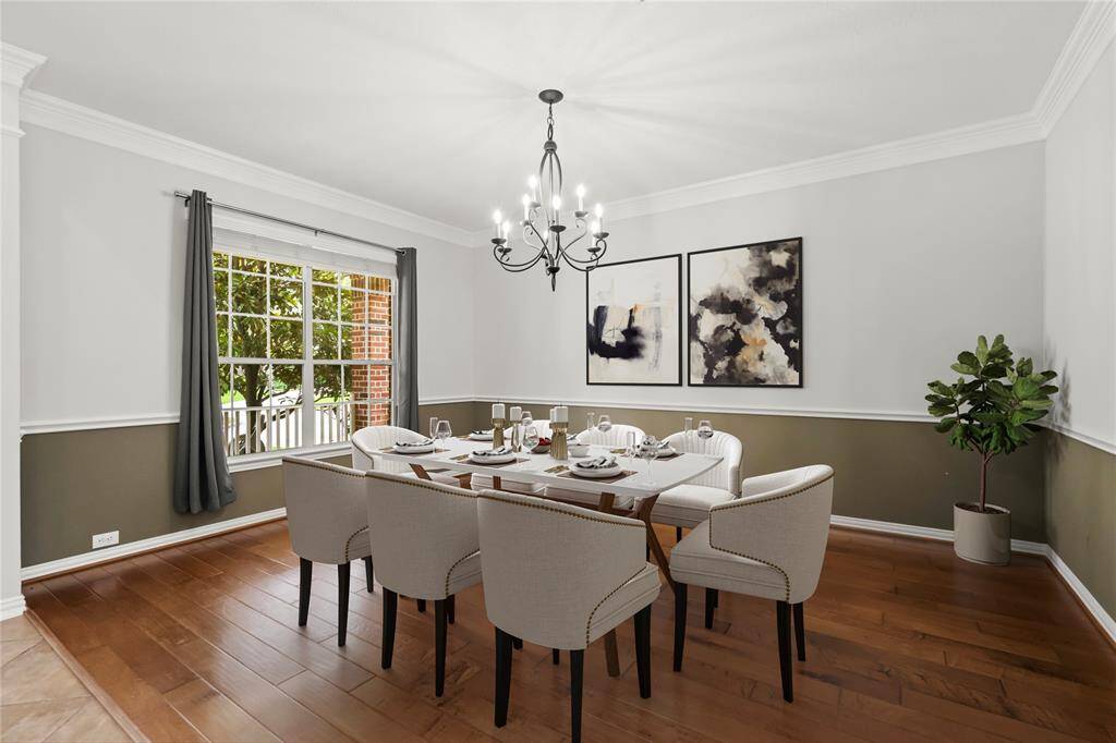 Dining room virtually staged