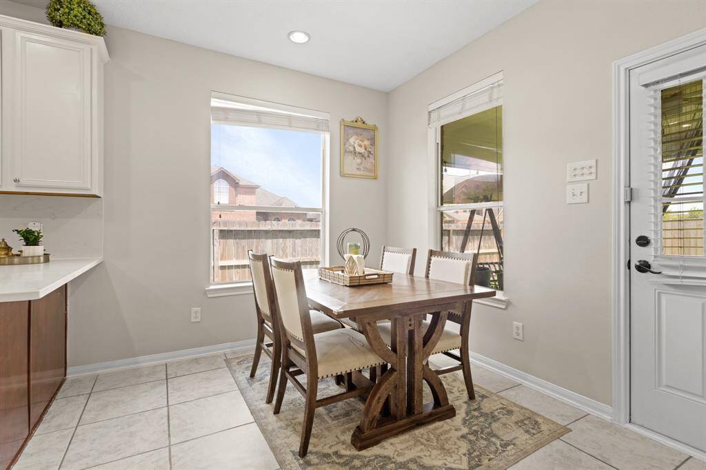 Breakfast Room