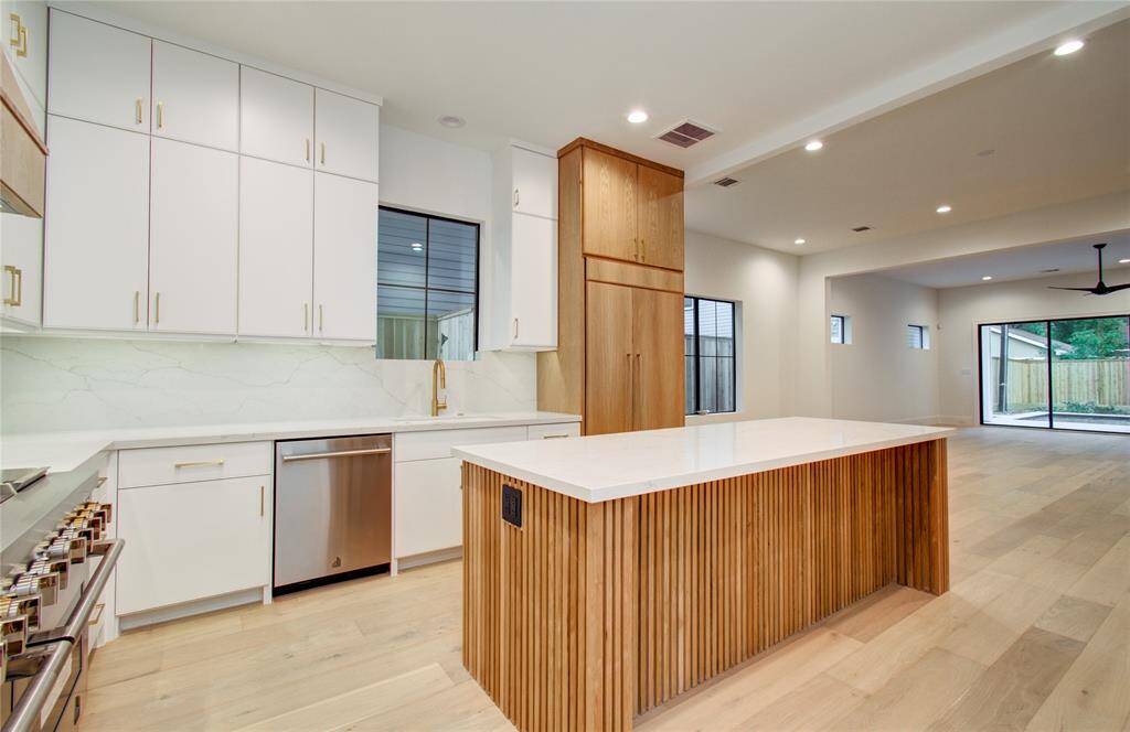 Kitchen *Photos from a previous home by the same developer, selections and floor plans may vary.*