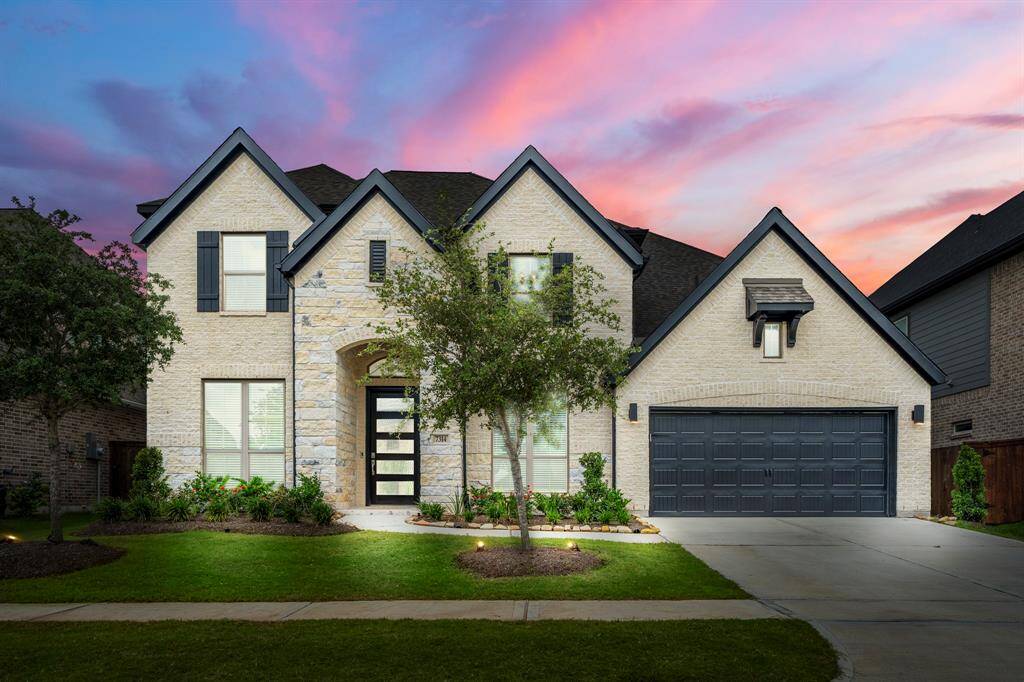 Schedule your private showing today!