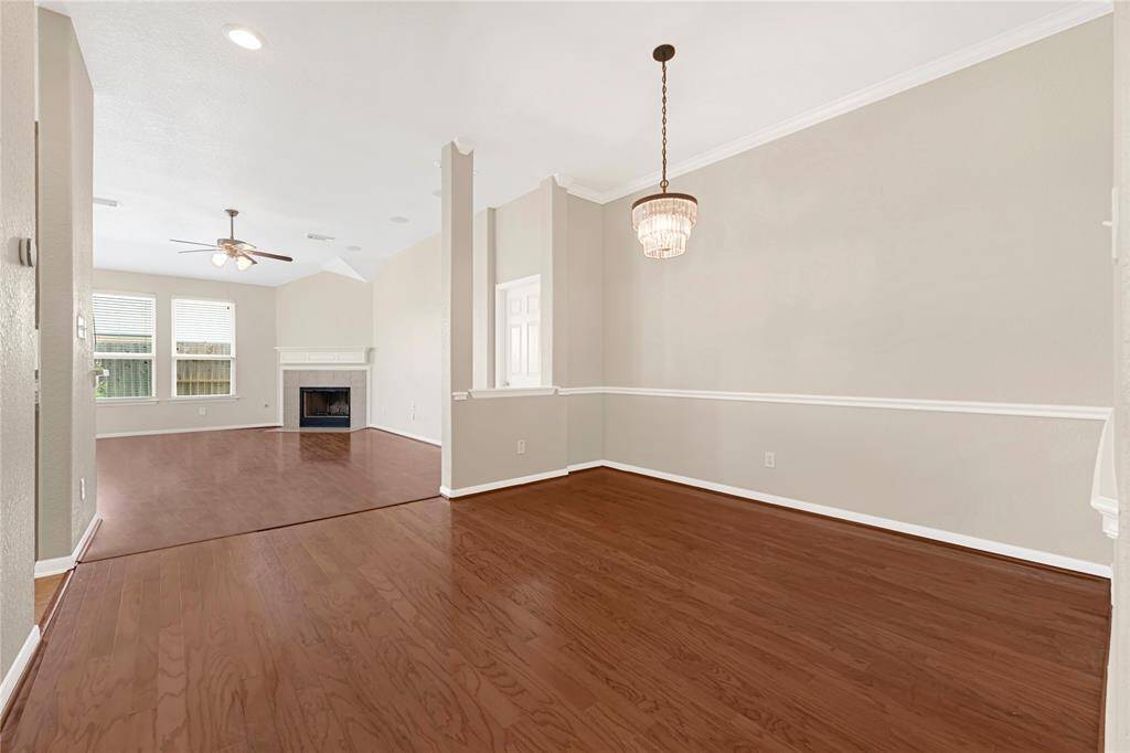 Spacious indoor laundry room with full-size washer & dryer INCLUDED!