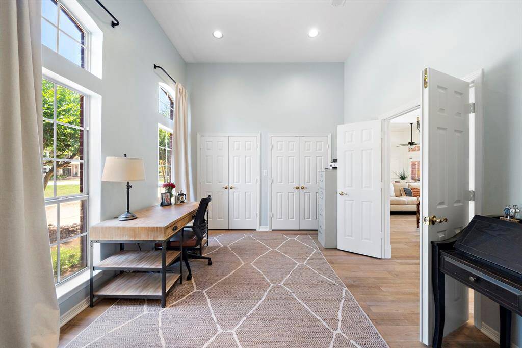 This room is located off the primary is can be used as a study, flex space, or additional bedroom.