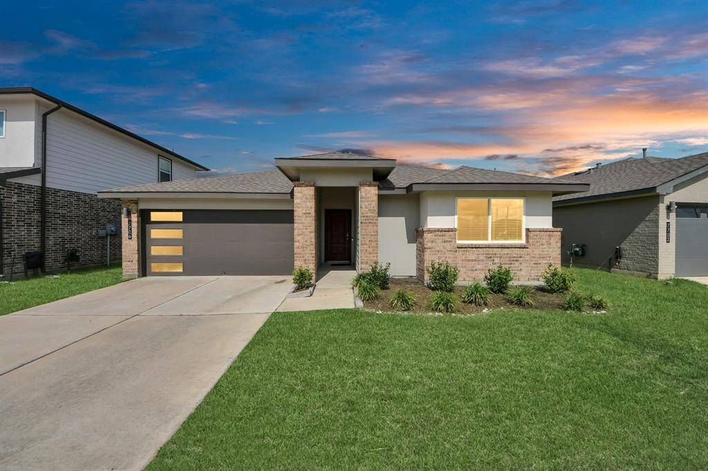 Welcome to 7706 Caspian Ranch Drive