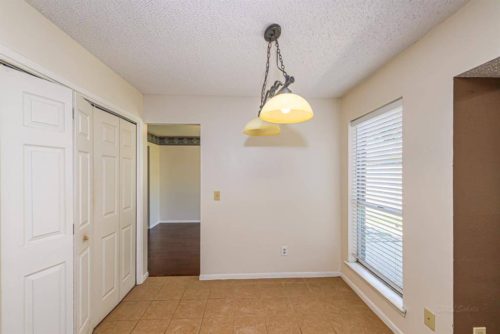 Breakfast room
