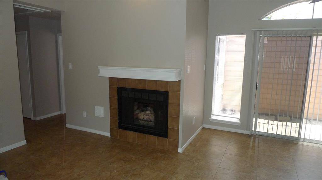 Gas Log Fireplace for warm and cozy evenings