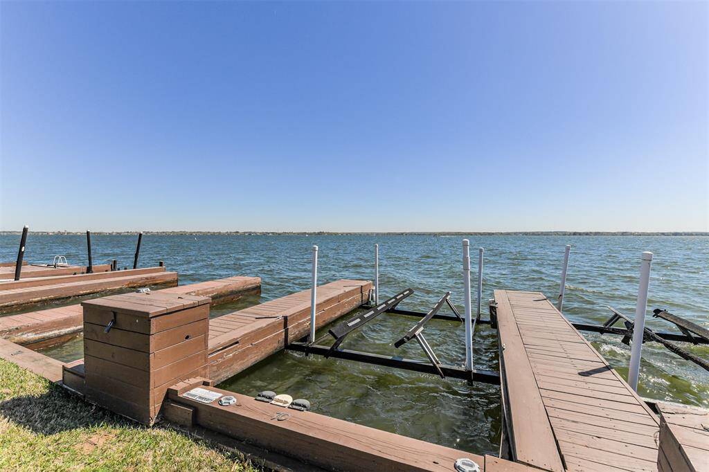 #70 Boat slip with motorized Lift
