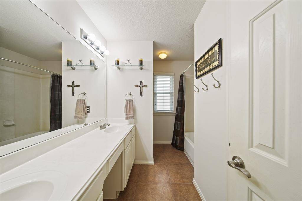 Upstairs bathroom.