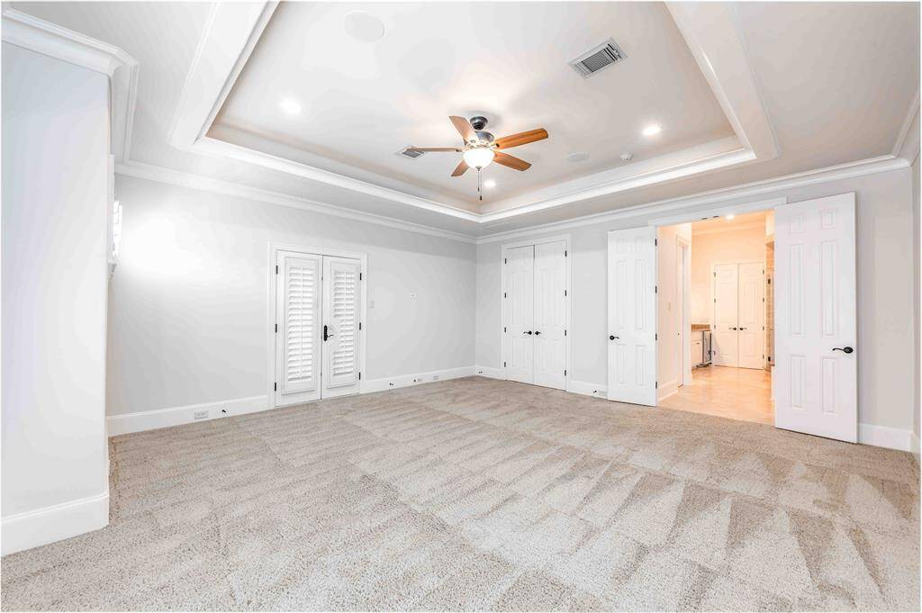 Oversized Primary Bedroom