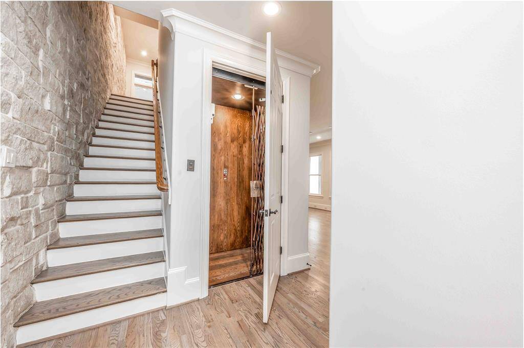 Custom Inclinator Residential Elevator Offers Ease Of Access To All Levels