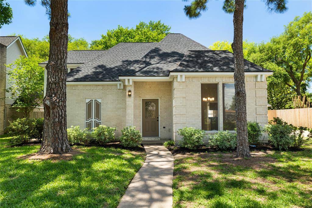 From the inviting brick exterior to the well-kept landscaping, everything hints at the warmth and charm waiting for you inside. Newly updated front and back doors, installed in April 2025, enhance the home’s curb appeal and add a fresh, modern touch.