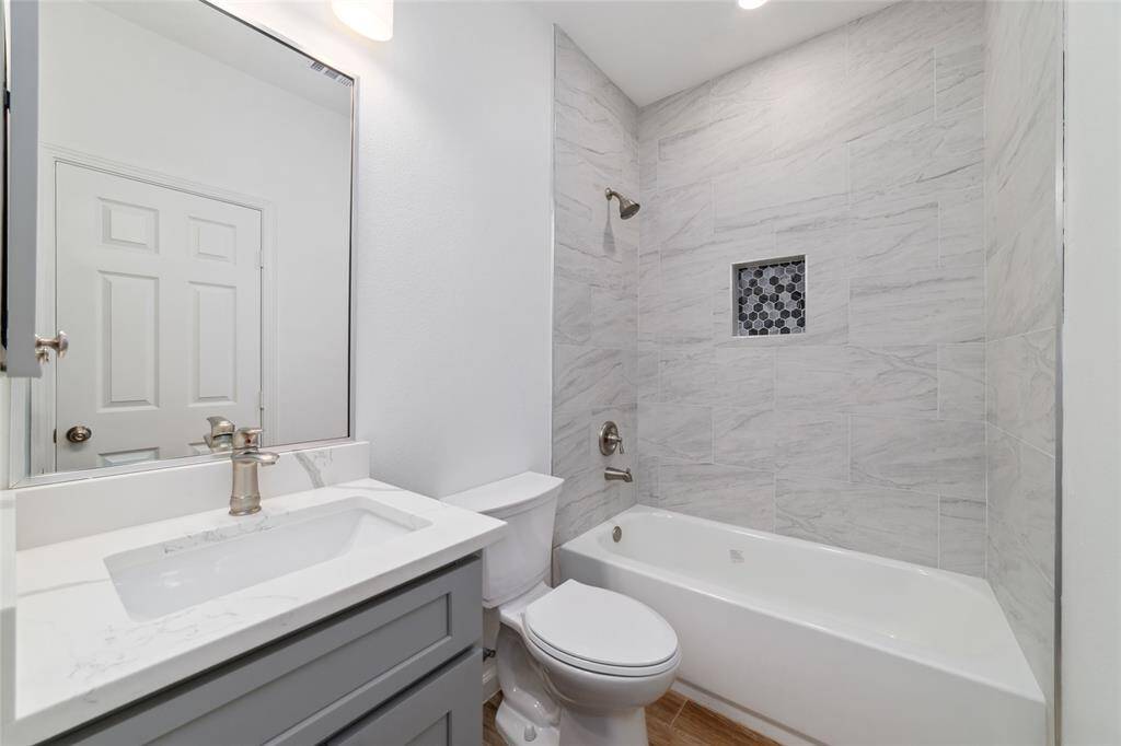 Bathroom 4