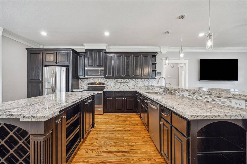 Custom wood cabinets and plenty of counterspace
