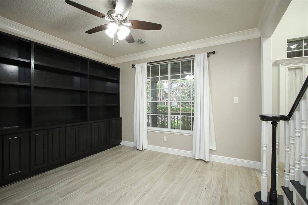 Office or formal dining room