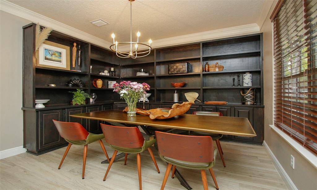 Office or formal dining room
