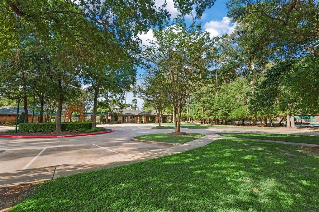 Recreation Center with Clubhouse, Boathouse, Pool, Tennis Courts and Park