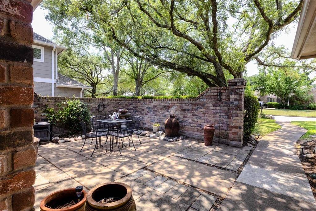 Welcome to your own courtyard