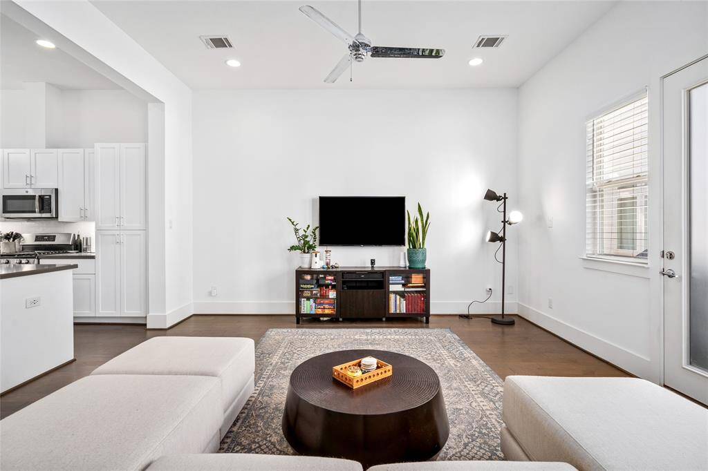 2nd Floor Living Area