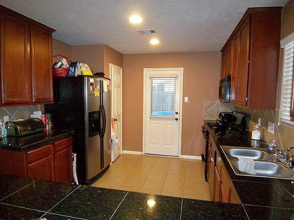 Refrigerator included in rent