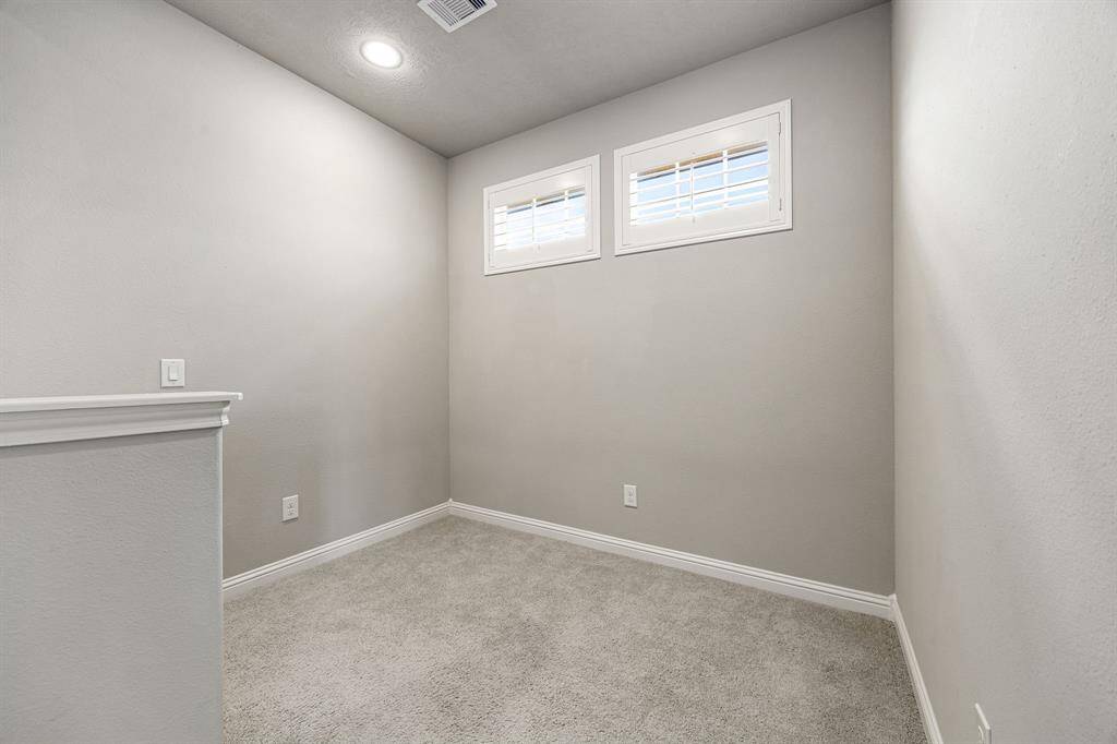 A study niche upstairs offers the perfect spot for homework, remote work, conveniently located for everyday use.
