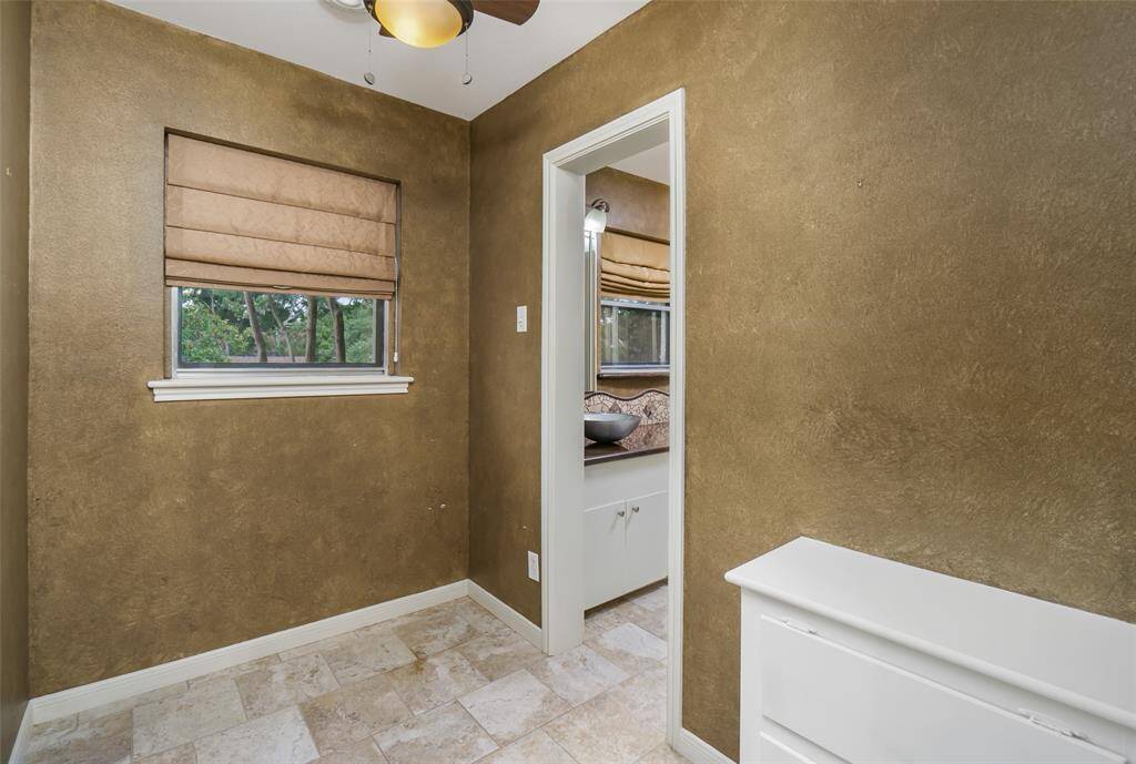 "Dressing room" just outside the Jack & Jill bath. (Closet not shown)