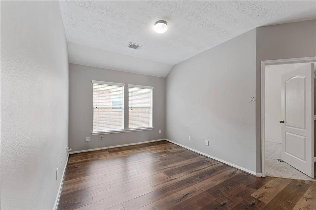 This could be a kids retreat, media room, work out area, office space... so many options!