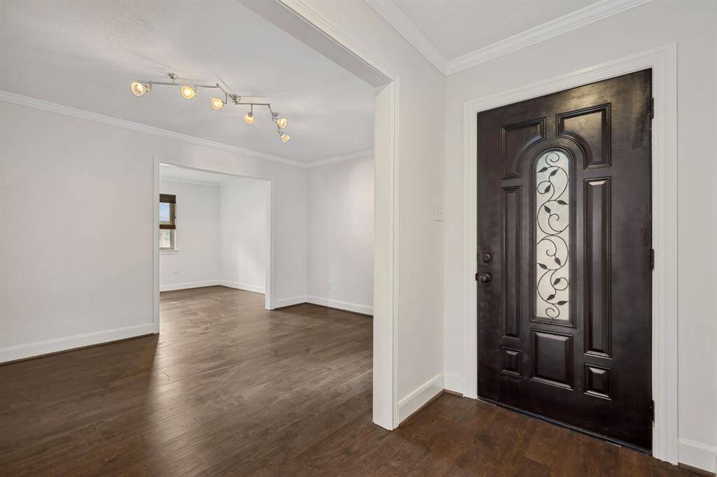 Front Entry & Formal Living Room