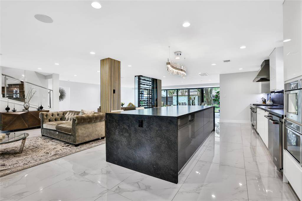 Beautiful island with the kitchen opening up to the family room for effortless entertaining.