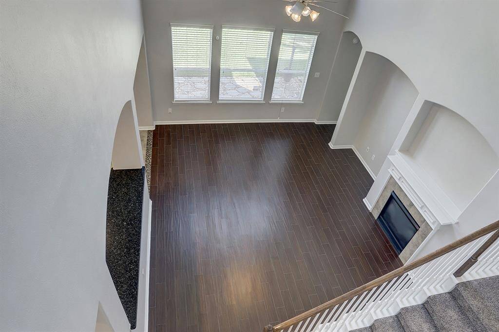 Living Room with Gas Fireplace