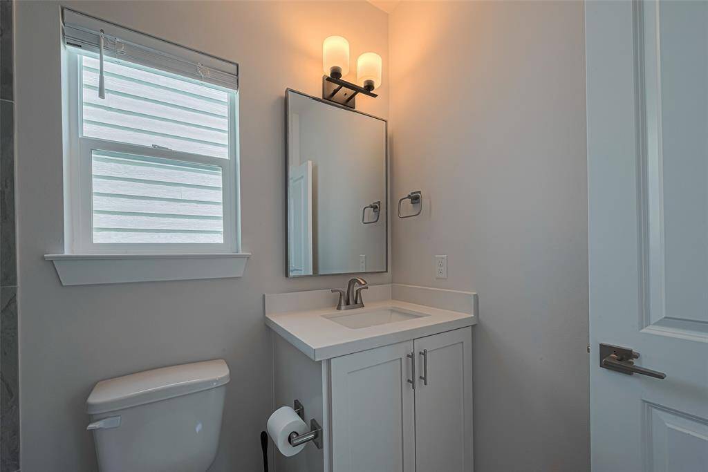 level 3 bedroom and full bathroom