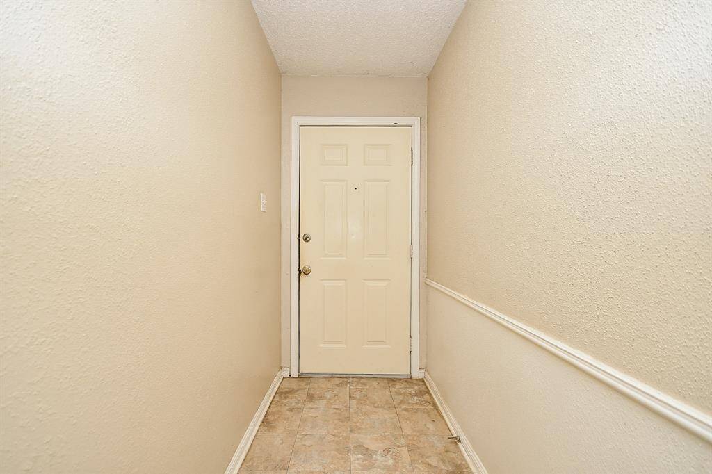 Entry way