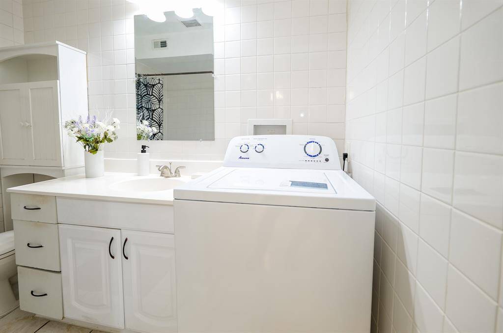Begin your day in a bright bathroom!
