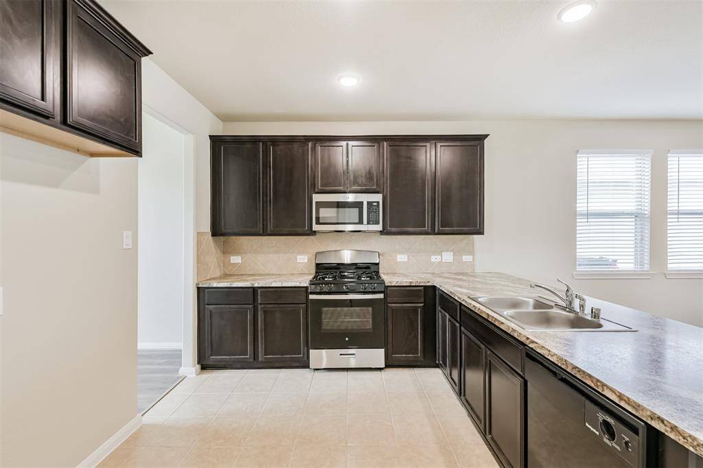 Be the First to Use Your New Appliances! Lots of Cabinets and a Separate Pantry Equals Good Storage!