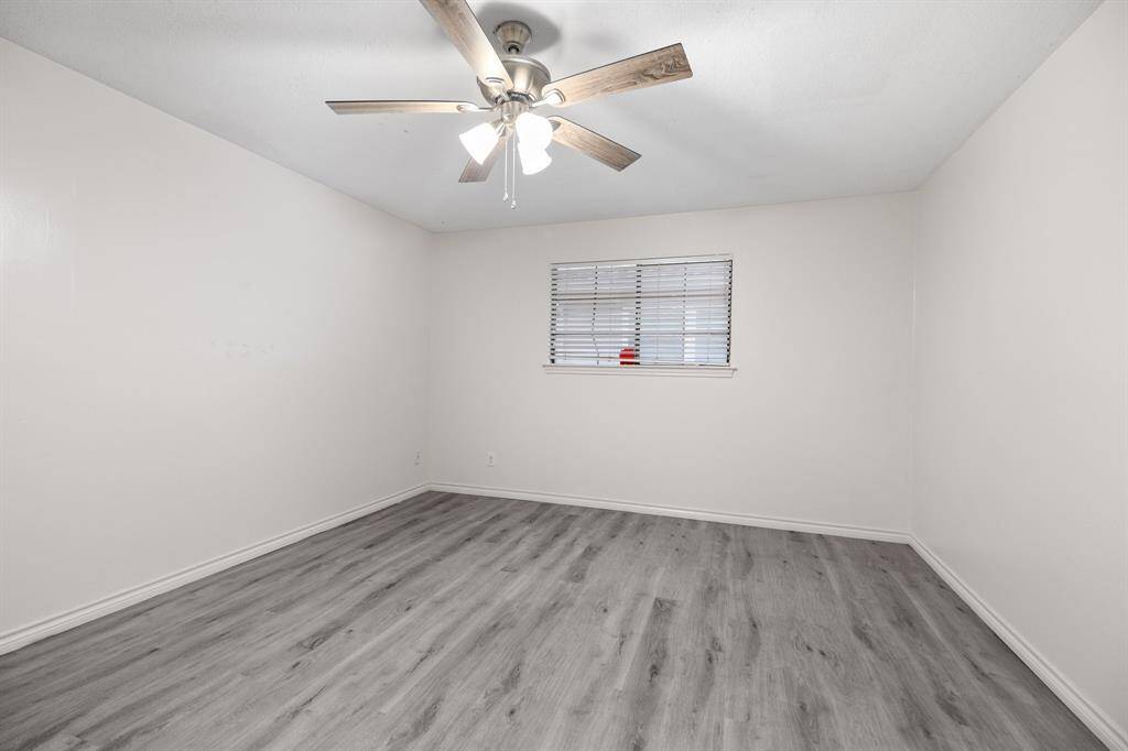 4th bedroom.
