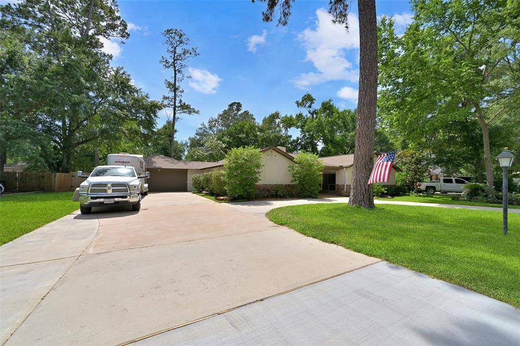 This driveway is great! There is an addl gated driveway not shown.