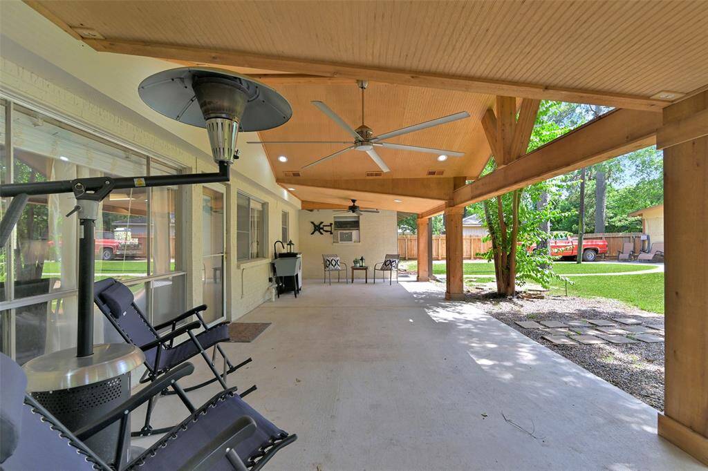 This is a truly stunning porch with gorgeous ceilings. Perfect place to start your morning and to end your day.