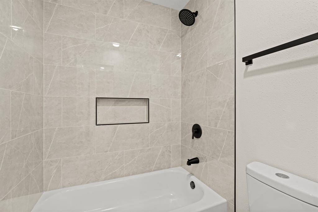 Secondary bathroom