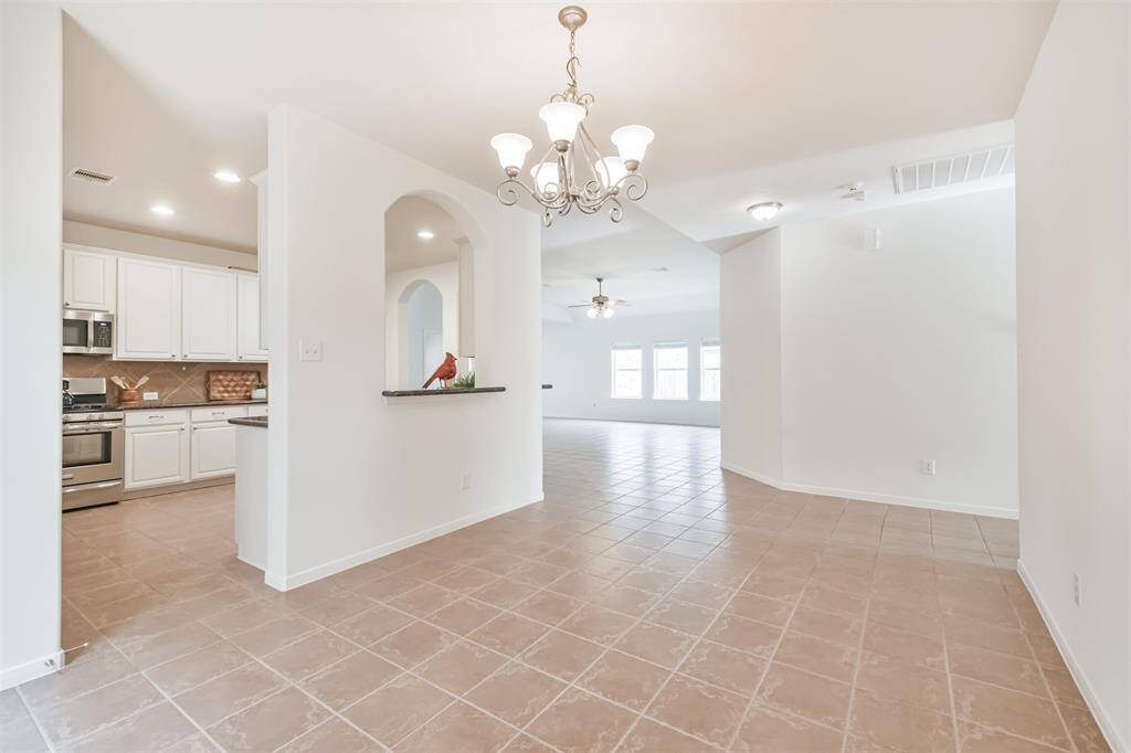 Large dining room space! Plenty of room for friends and family gatherings.